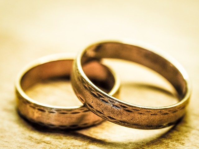 【調査】「結婚しよう」と思える世帯年収額は400万円